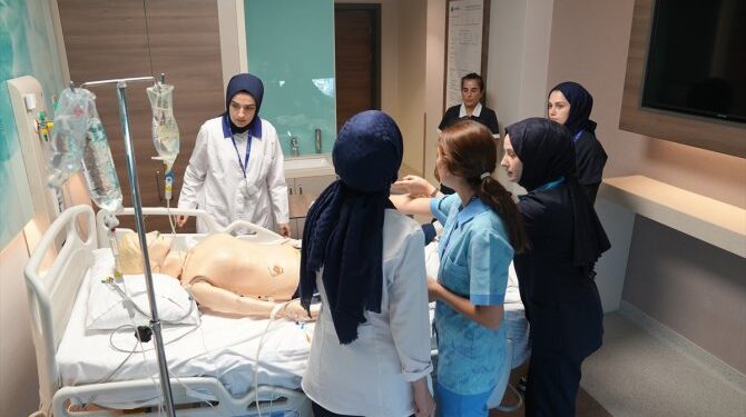 Sağlık Bakanlığı’ndan Acil Tıp Personeline Yönelik Yeni Simülasyon Eğitimi