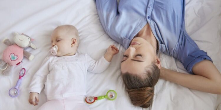 Uyku Uzmanları Açıkladı: Gündüz Uykusu ve Yetersiz Aktivite Uyku Regresyonu Yönetimini Nasıl Etkiler?