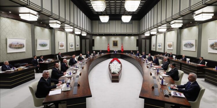 Kabine Toplantısı’nda Kritik Gündem: Ekonomi ve Güvenlik Bütünleşmesi