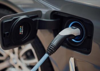 Elektrikli Araç Şarj Maliyeti AVM’lerde ve Yoğun Saatlerde Artıyor