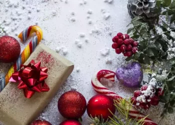 Yeni Yıl Ritüelleri 2026: Bereket, Şans ve Olumlu Enerjiyi Çekme Kılavuzu